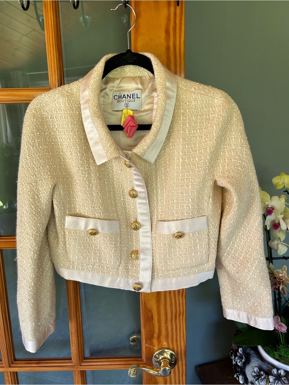 Vintage Chanel FR  38 Runway Cropped Jacket